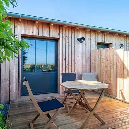 Entre Loire Et Layon, Terrasse, Jardin, Parking, Proche D'angers, Ideal Pour Couples - Fr-1-622-71 Rochefort-sur-Loire