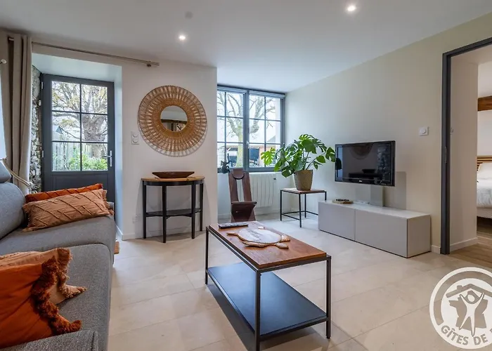 Entre Loire Et Layon, Terrasse, Jardin, Parking, Proche D'angers, Idéal Pour Couples - Fr-1-622-71